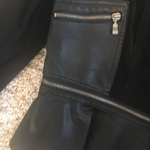 Paparazzi Black Leather Jacket NWT - Picture 3 of 4